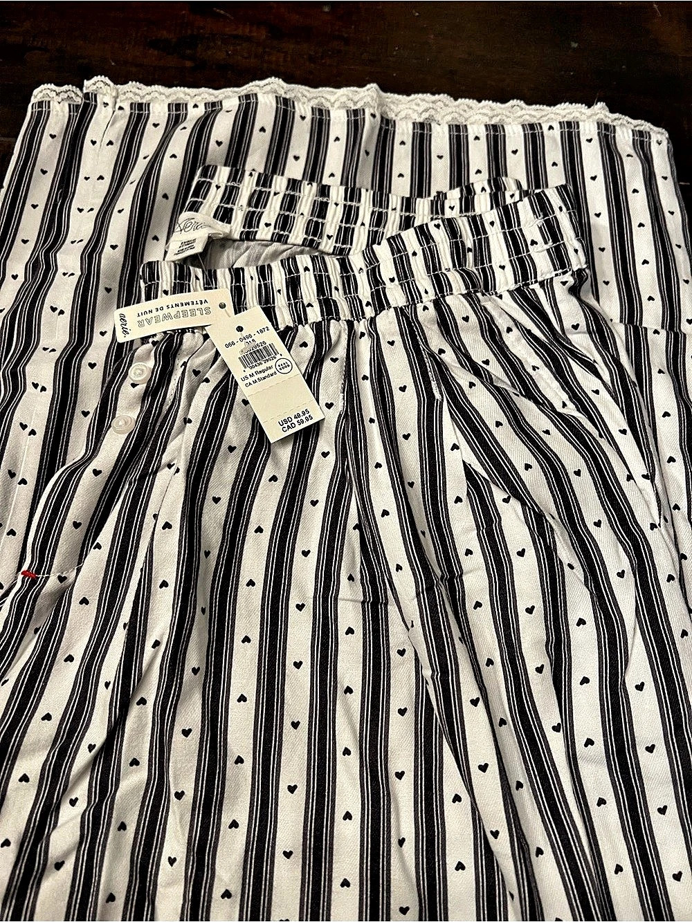 Aerie Wide Leg Striped Pajamas with hearts in Black & White Size Medium NWT